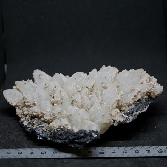 水晶と菱マンガン鉱・Quartz&Rhodochrosite