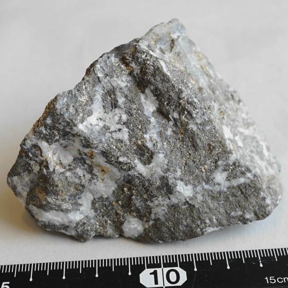 @΁ECassiterite