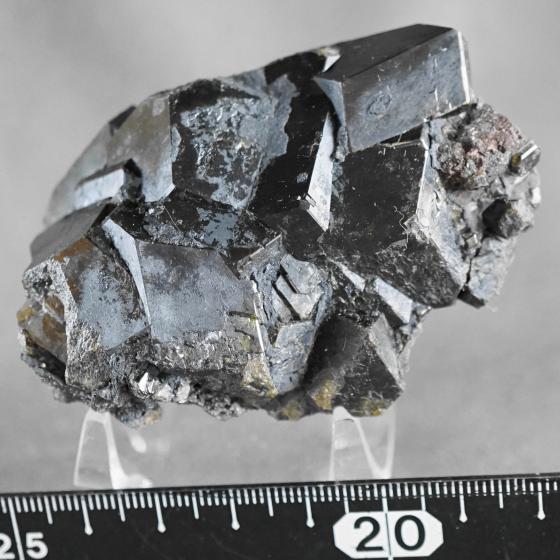 Komurominerals.com ＞ 日本産鉱物・JAPAN ＞ SOLD参考商品 ＞ 灰鉄ざくろ石・Andradite