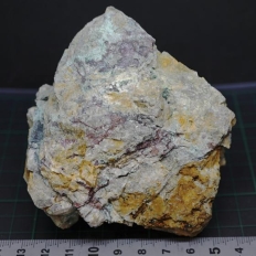 赤銅鉱と自然銅・Cuprite&Native Copper