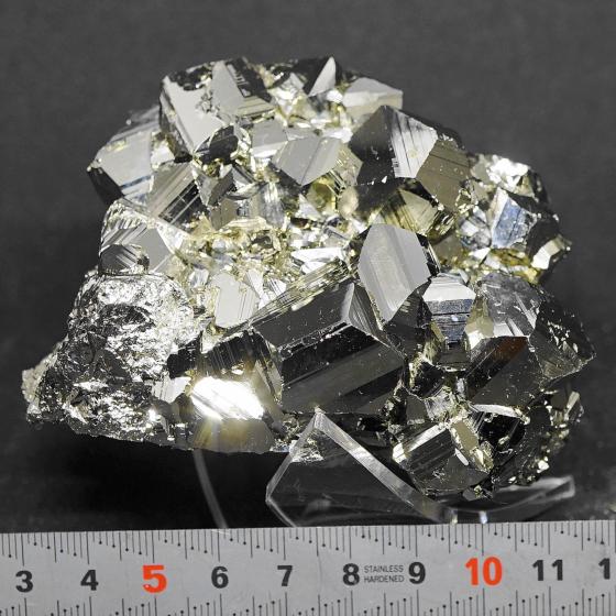 日本産鉱物・JAPAN ＞ 東北地方 ＞ 黄鉄鉱・Pyrite