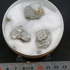 硫砒鉄鉱・Arsenopyrite