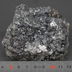 車骨鉱・Boumonite [歯車状結晶］