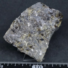 閃亜鉛鉱・Sphalerite