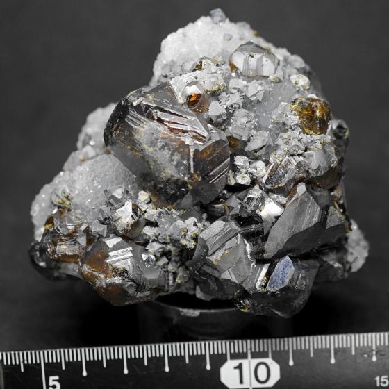 MzESphalerite mꈍb]