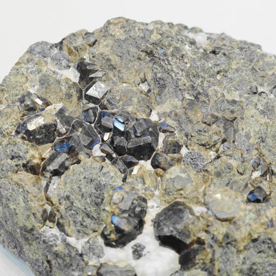 Komurominerals.com ＞ 日本産鉱物・JAPAN ＞ SOLD参考商品 ＞ 灰鉄柘榴石・Andradite