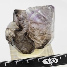 紫水晶・Amethyst[双晶]