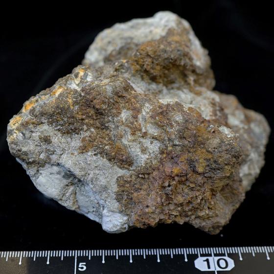 硫酸鉛鉱・Anglesite