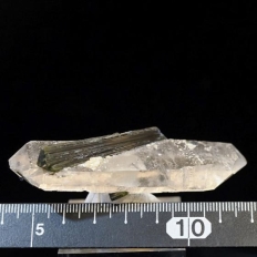リチア電気石と水晶・Elbaite on Quartz