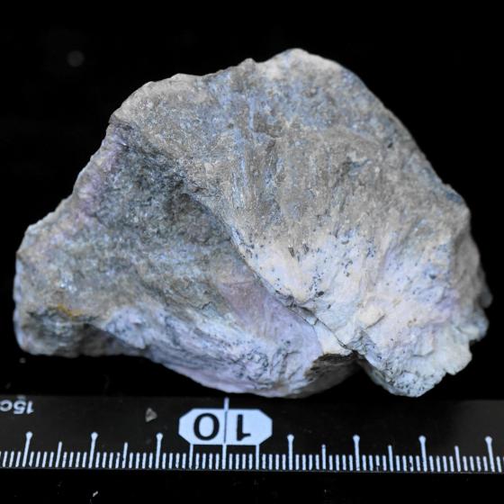 nZP΁EJohannsenite